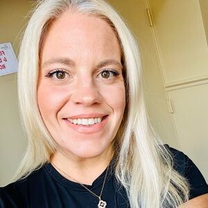 Meet your Posher, Christie